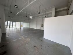 Hh @ Kallang (D13), Factory #576591701